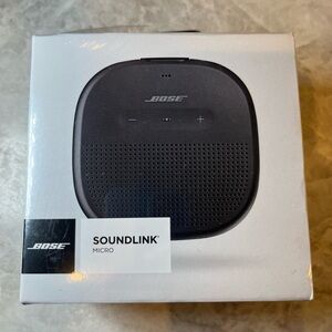 Bose SoundLink Micro (783342-0100) Portable Speaker System